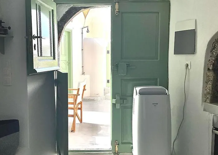 Gemini Cave Mirsini Casa de Férias